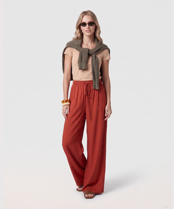 Pantal&oacute;n Fluido Bota Ancha Para Mujer