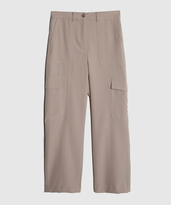 Pantalón Tipo Cargo Recto Unicolor