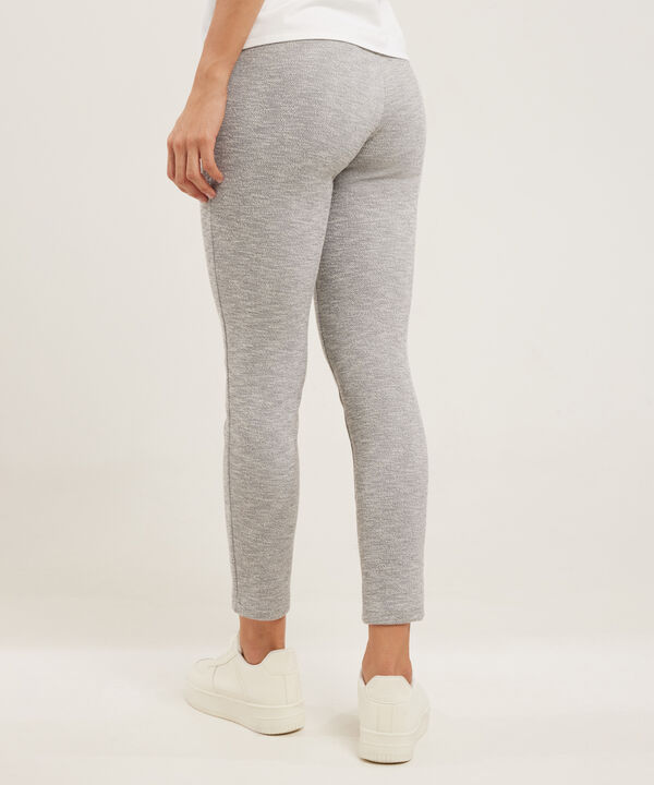 Leggins  Textura Con Ribetes En Frente Y Simulación Jota, Magia En El Caribe