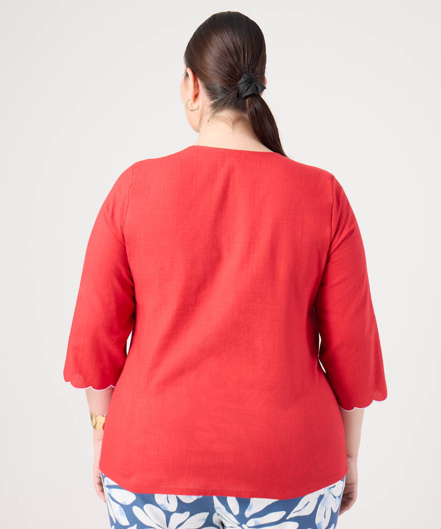 Blusa Con Detalles Ondulados Para Mujer Curvy