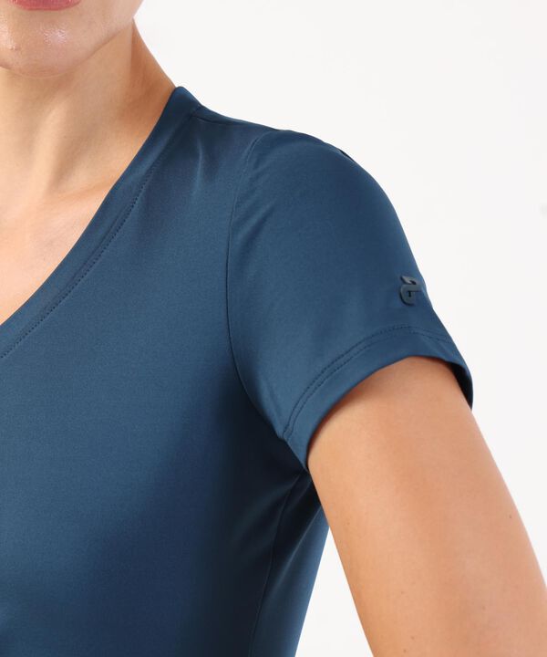 Camiseta B&aacute;sica De Cuello En V