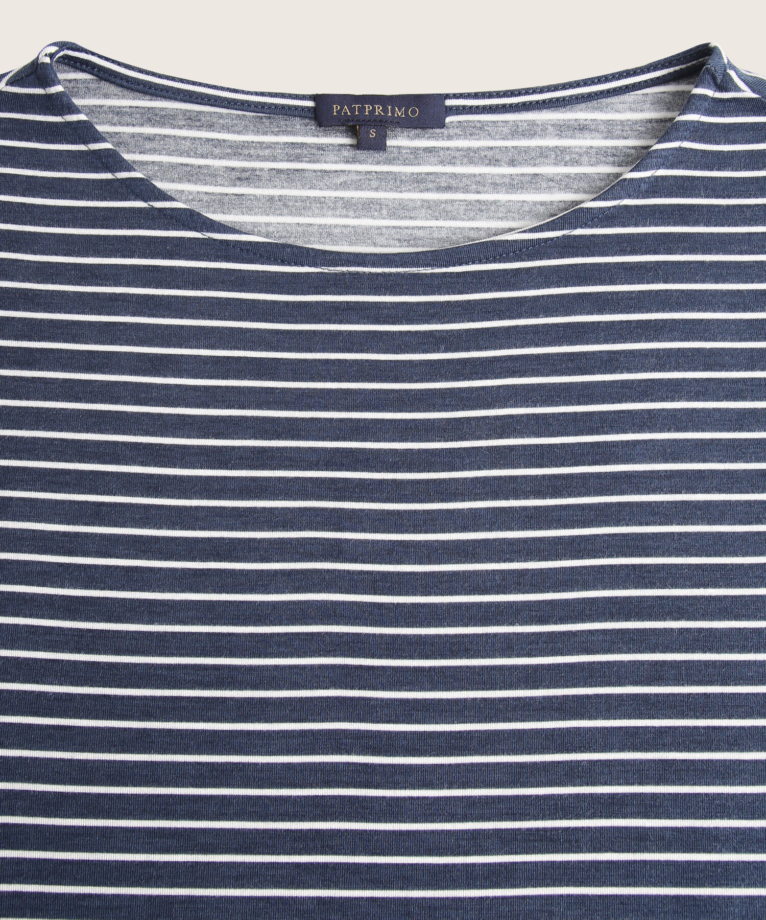 Camiseta Escote Redondo Negro