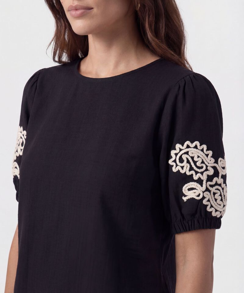 Blusa De Cuello Redondo Con Bordado Para Mujer