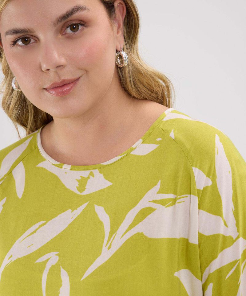 Blusa Estampada, Escote Redondo, Manga 3/4 Con Recogido En Puños