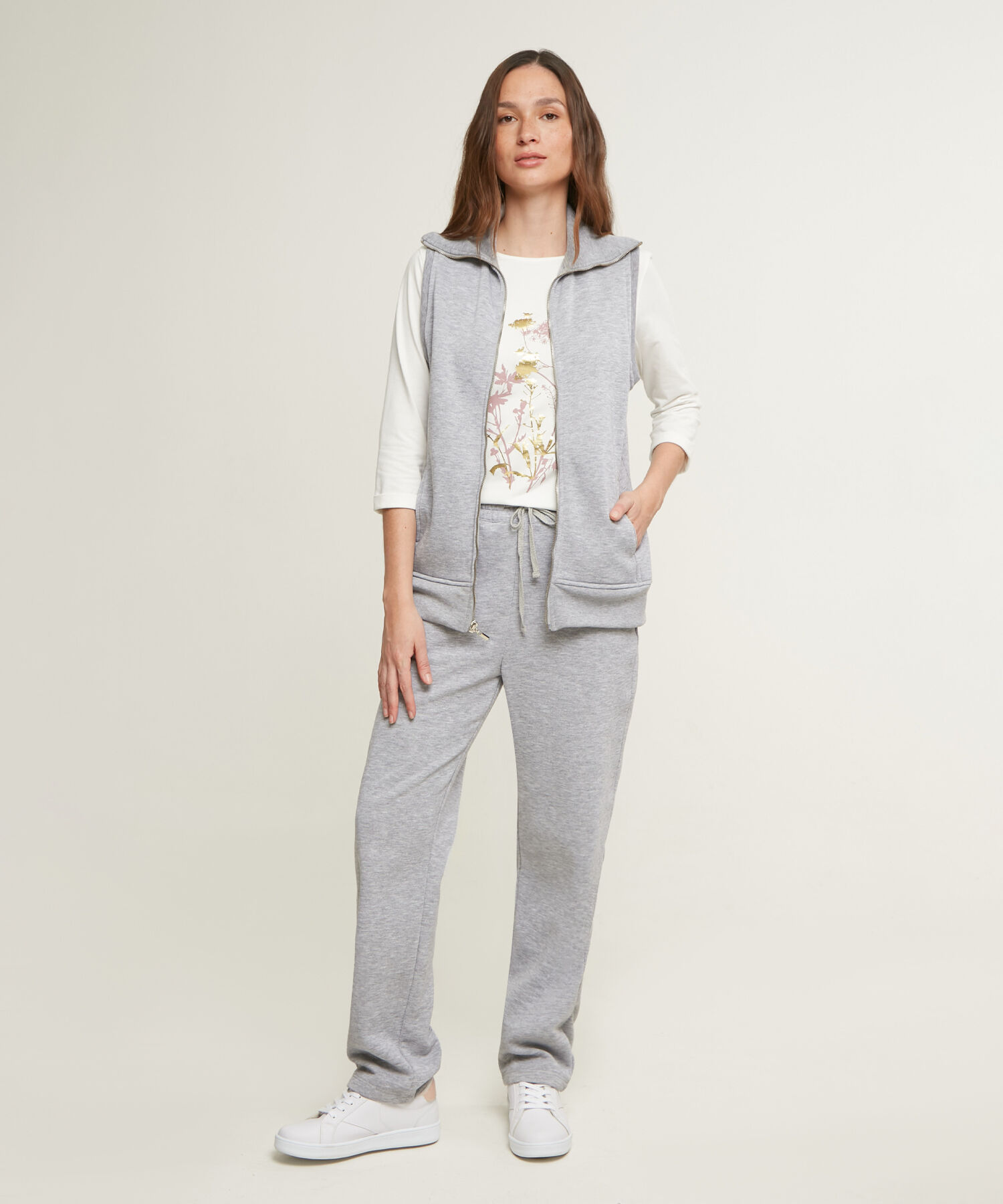 Sudadera Con Bolsillos Y Cremallera