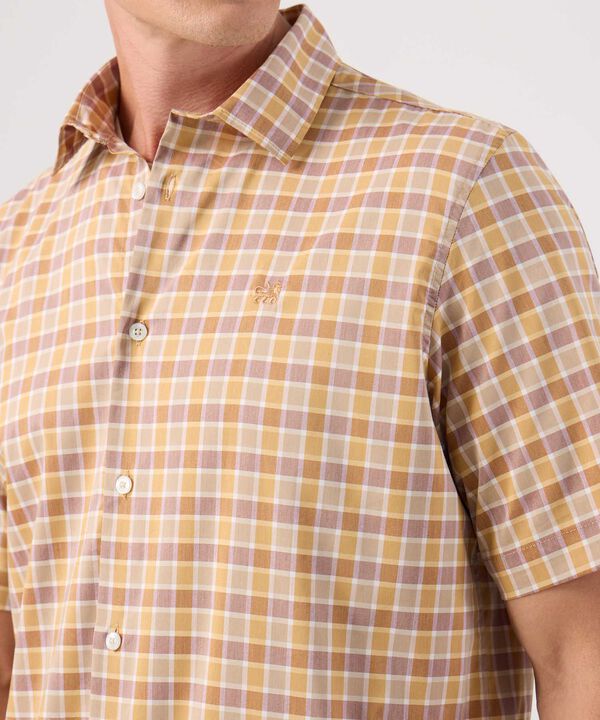 Camisa Manga Corta Cuadros Estampados Con Bolsillo image number null
