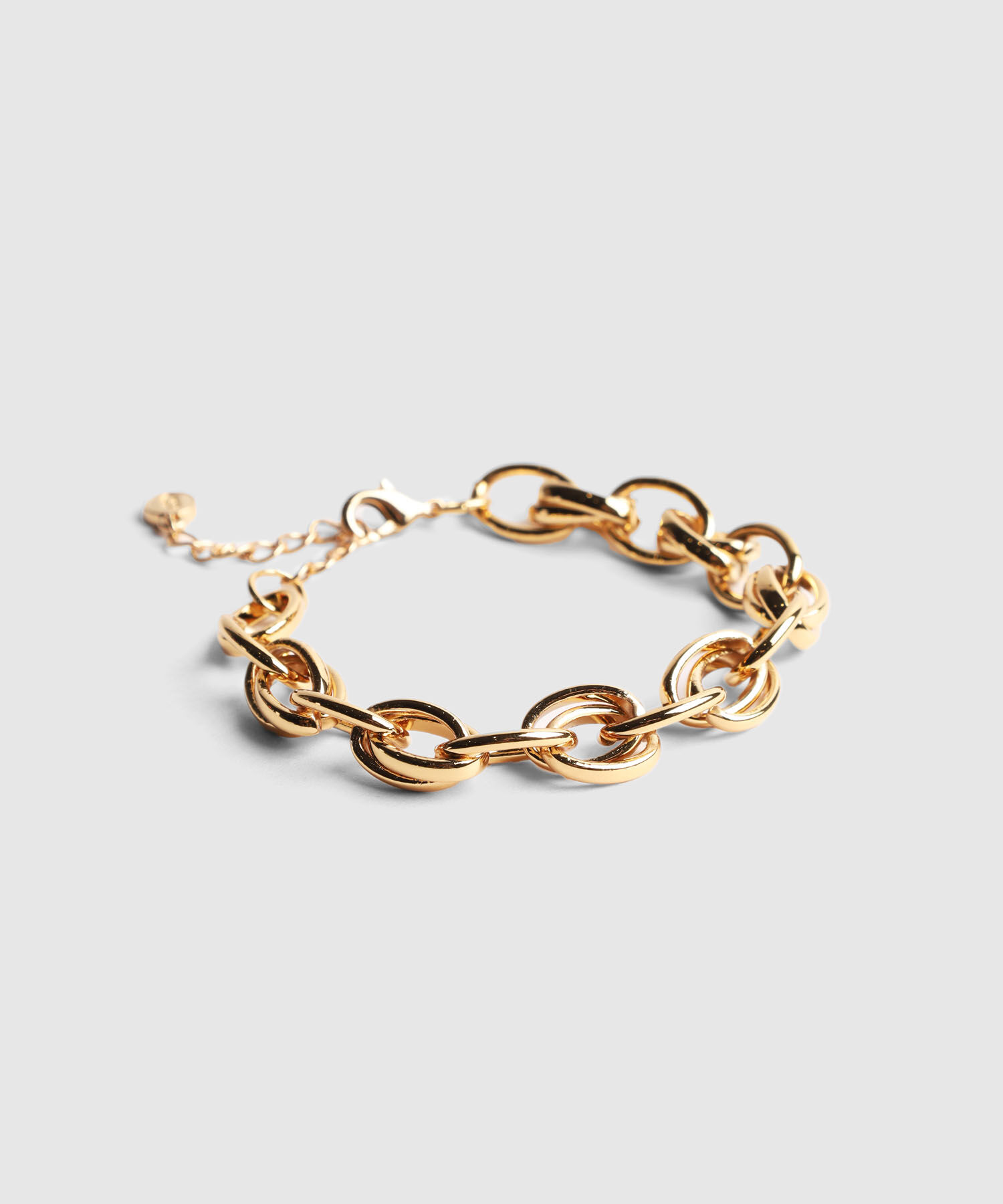 Pulsera Con Dije Dorada