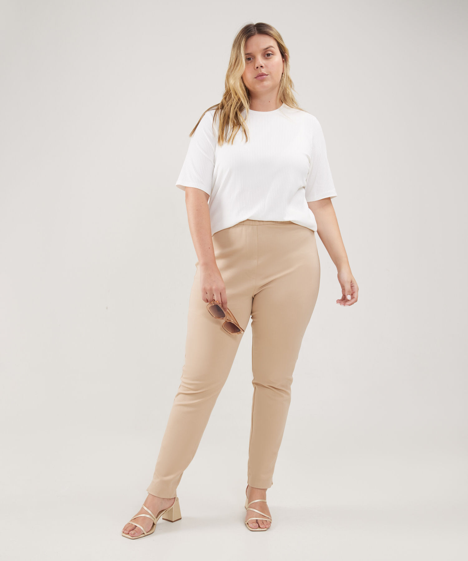 Camiseta Unicolor Manga Corta En Rib