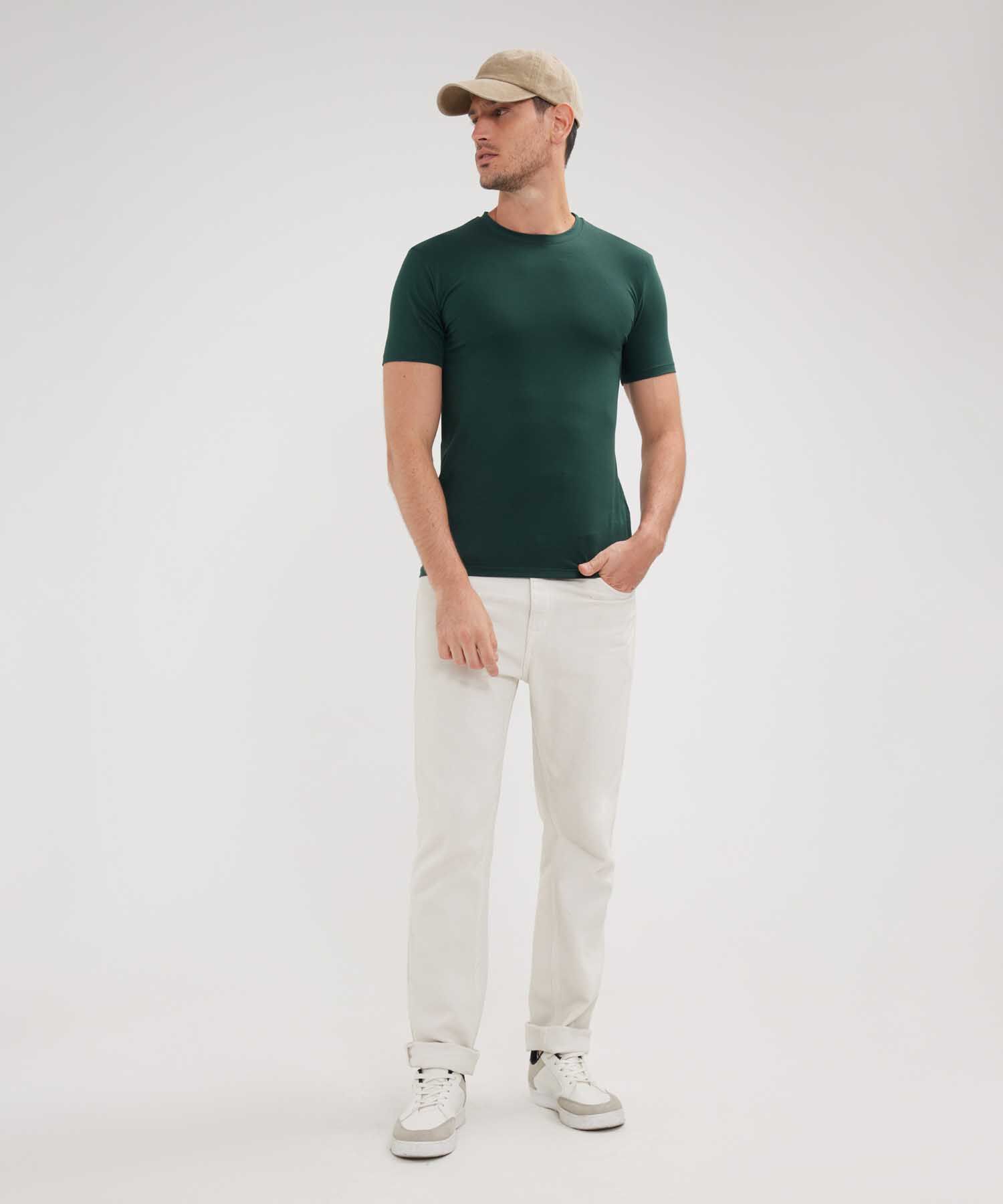 Camiseta Slim Cuello Redodno Manga Corta