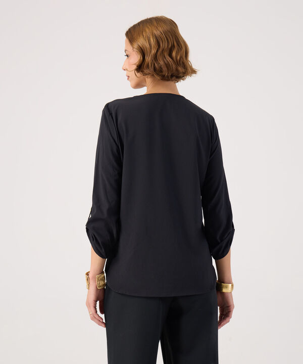 Blusa con Escote en V