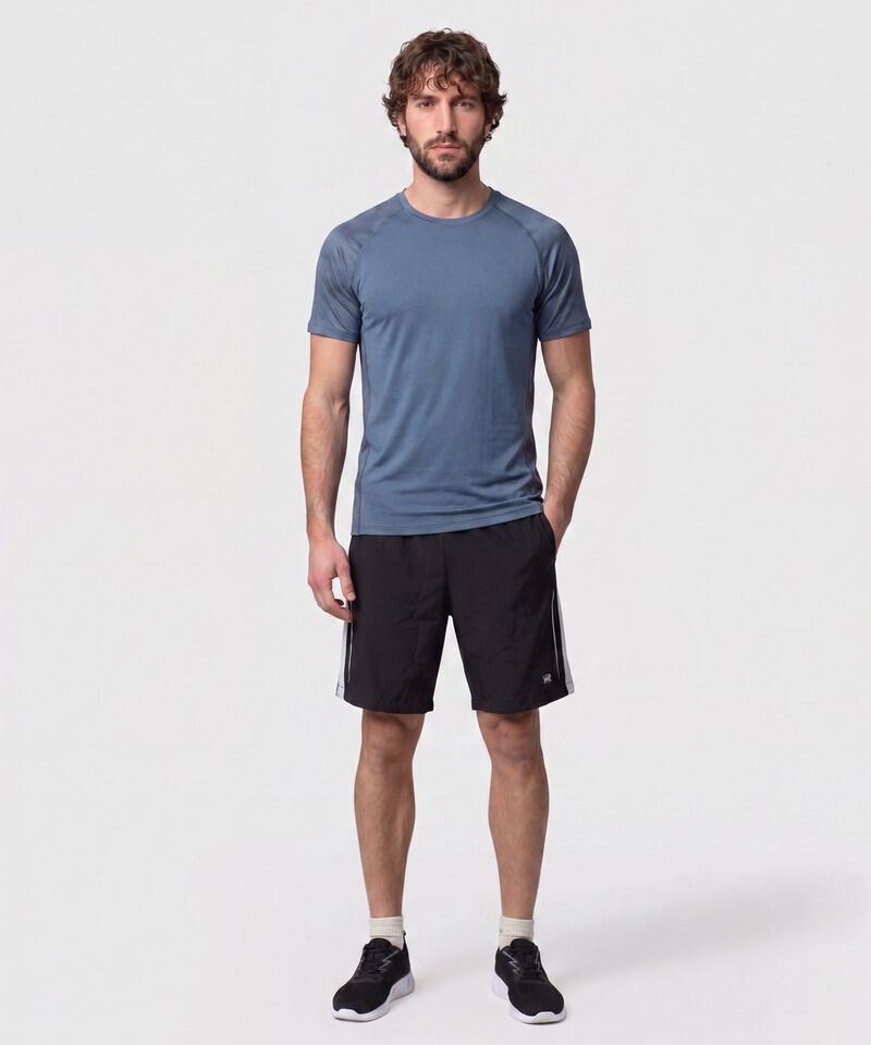 Camiseta Deportiva Con Detalle En Mangas 