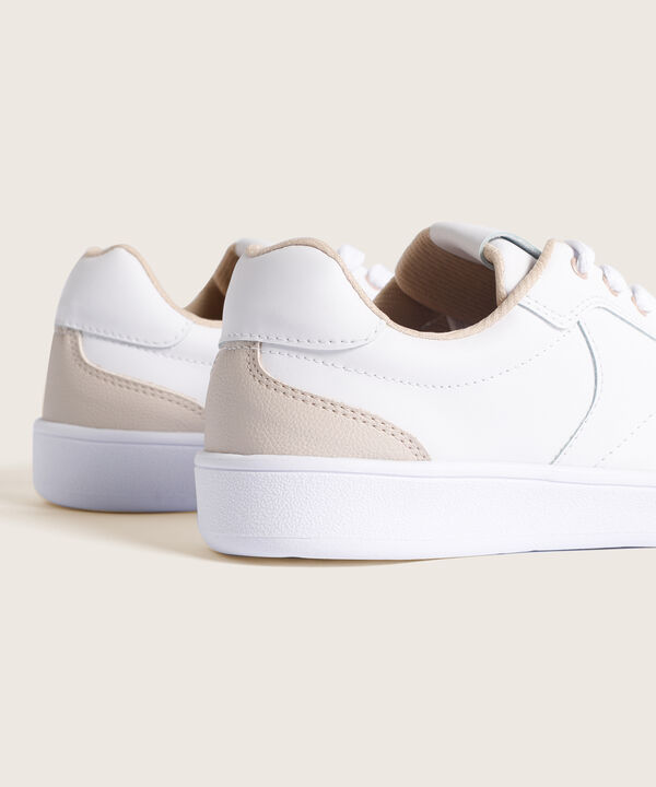 Tenis