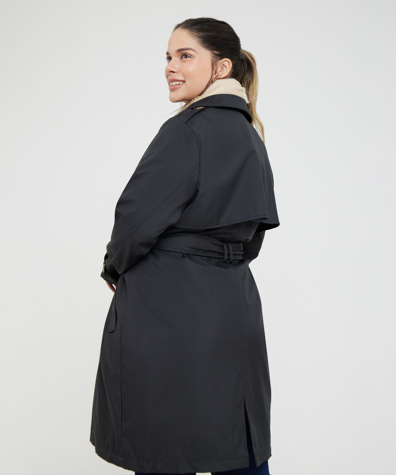 Chaqueta Tipo Trench Con Doble Abotonadura