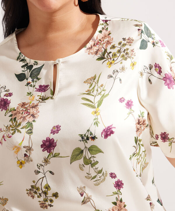 Blusa Manga Corta con Estampado image number null