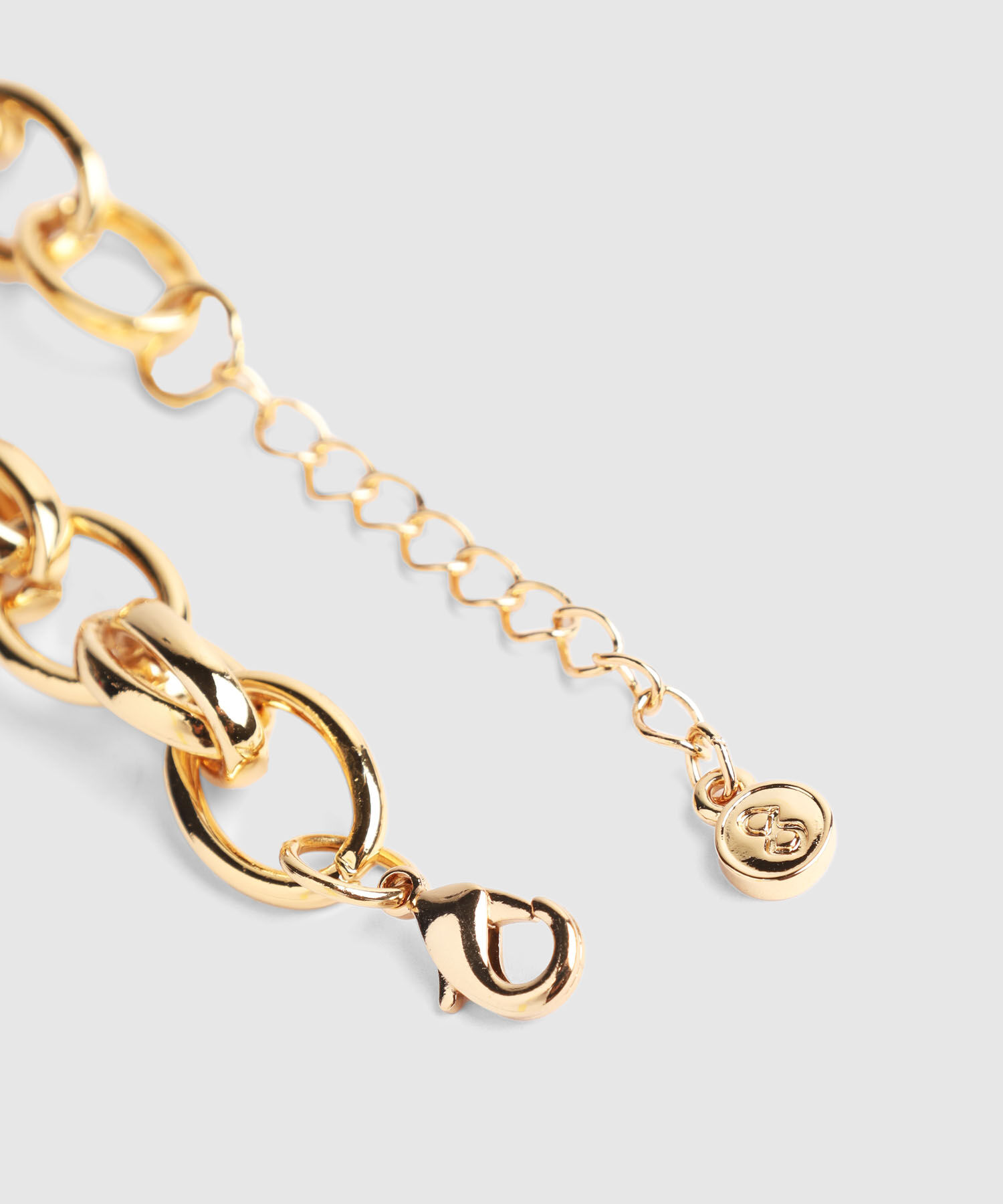 Pulsera Con Dije Dorada