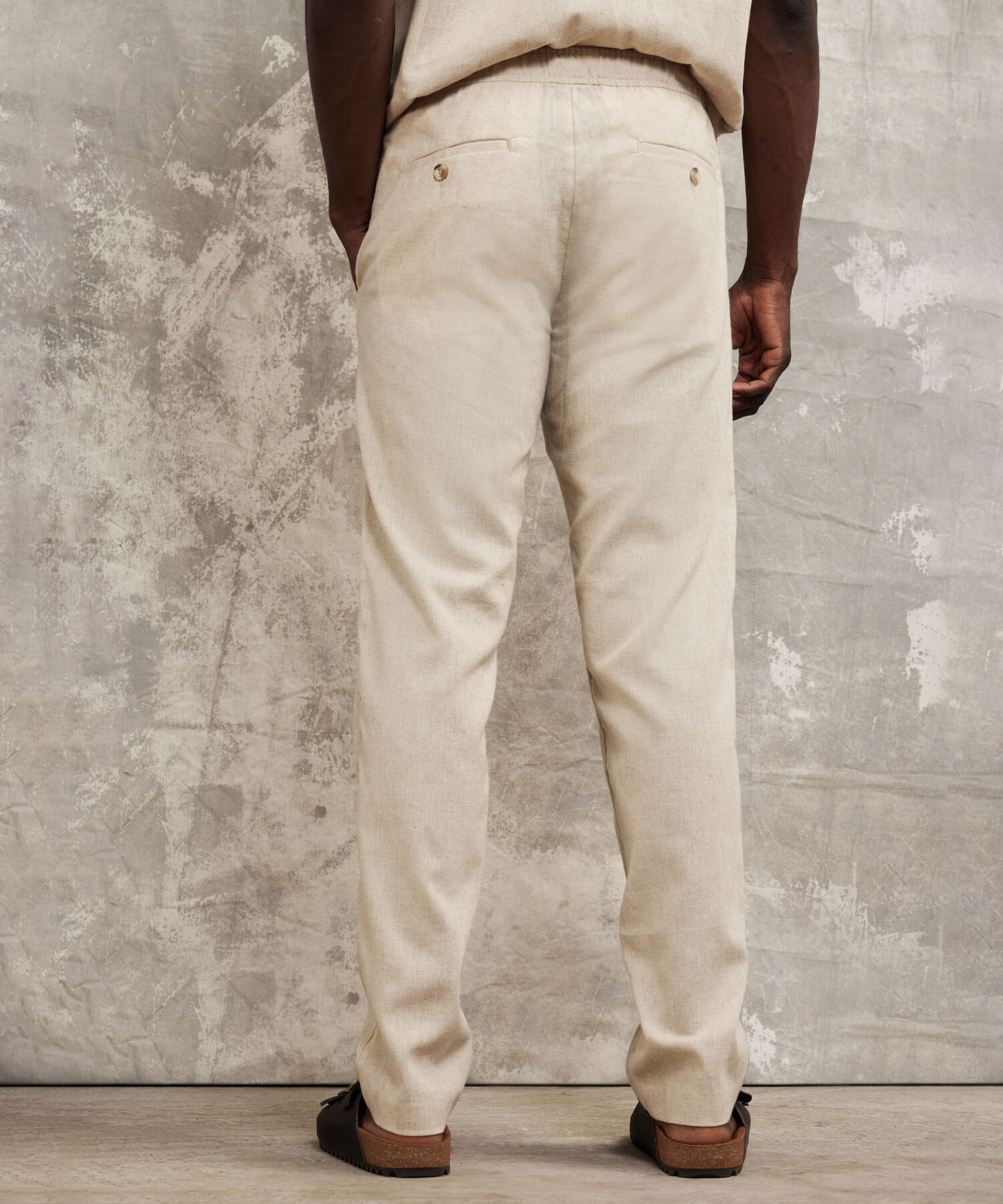 Pantalón Tipo Chino En Lino