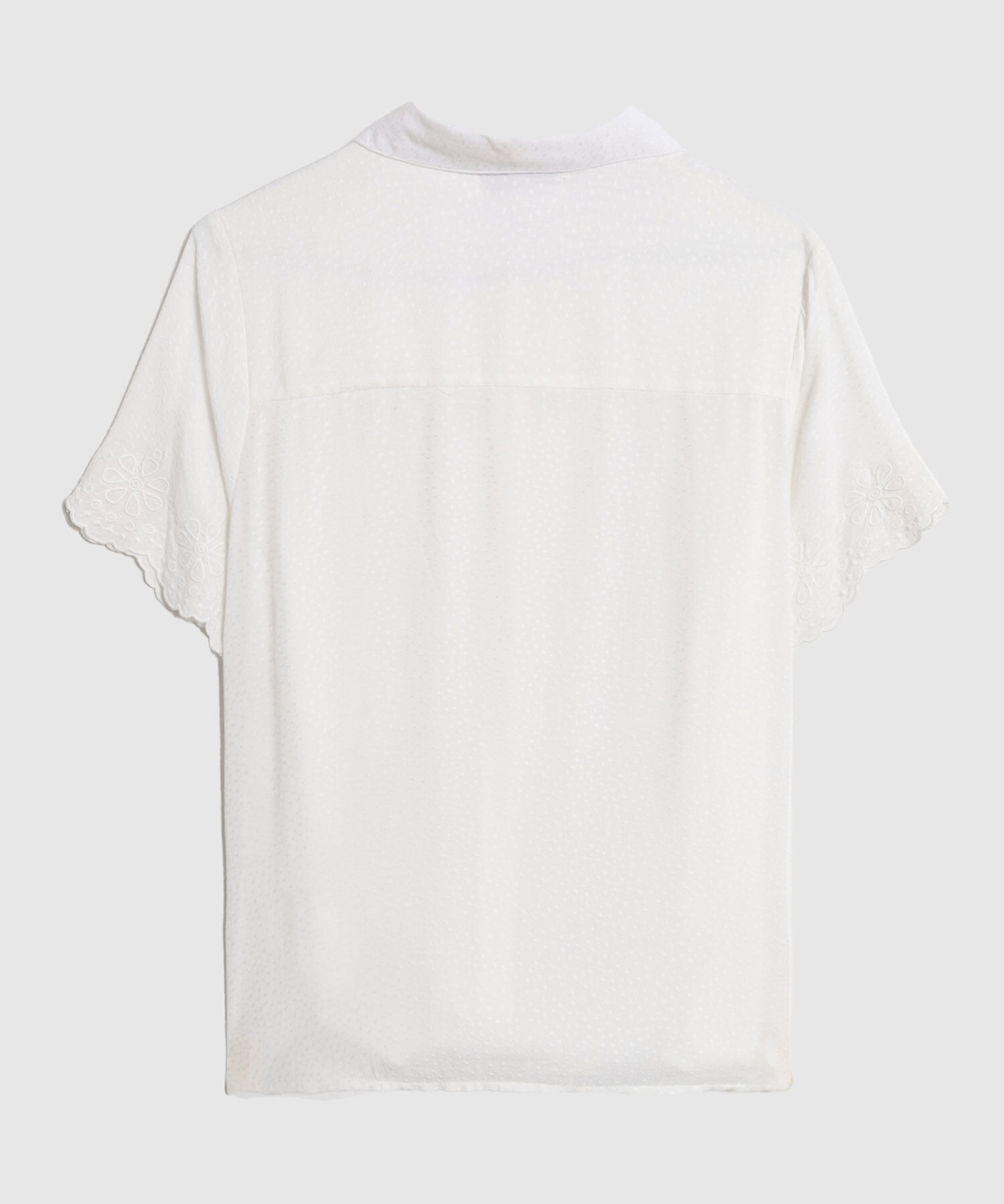 Blusa Manga Corta con Detalle Decorativo Para Mujer