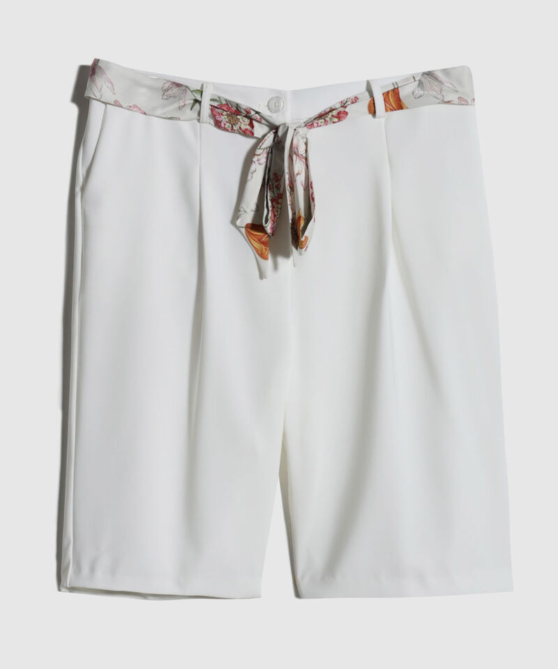 Bermuda Cintur&oacute;n Estampado