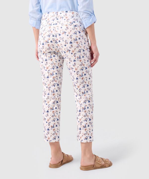 Pantal&oacute;n Capri Semiajustado Mujer