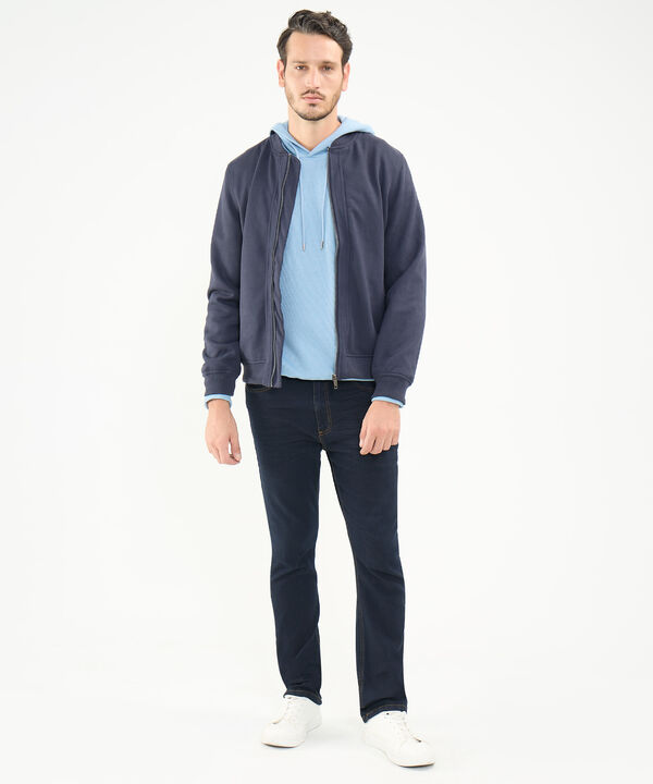 Hoodie con Bordado image number null
