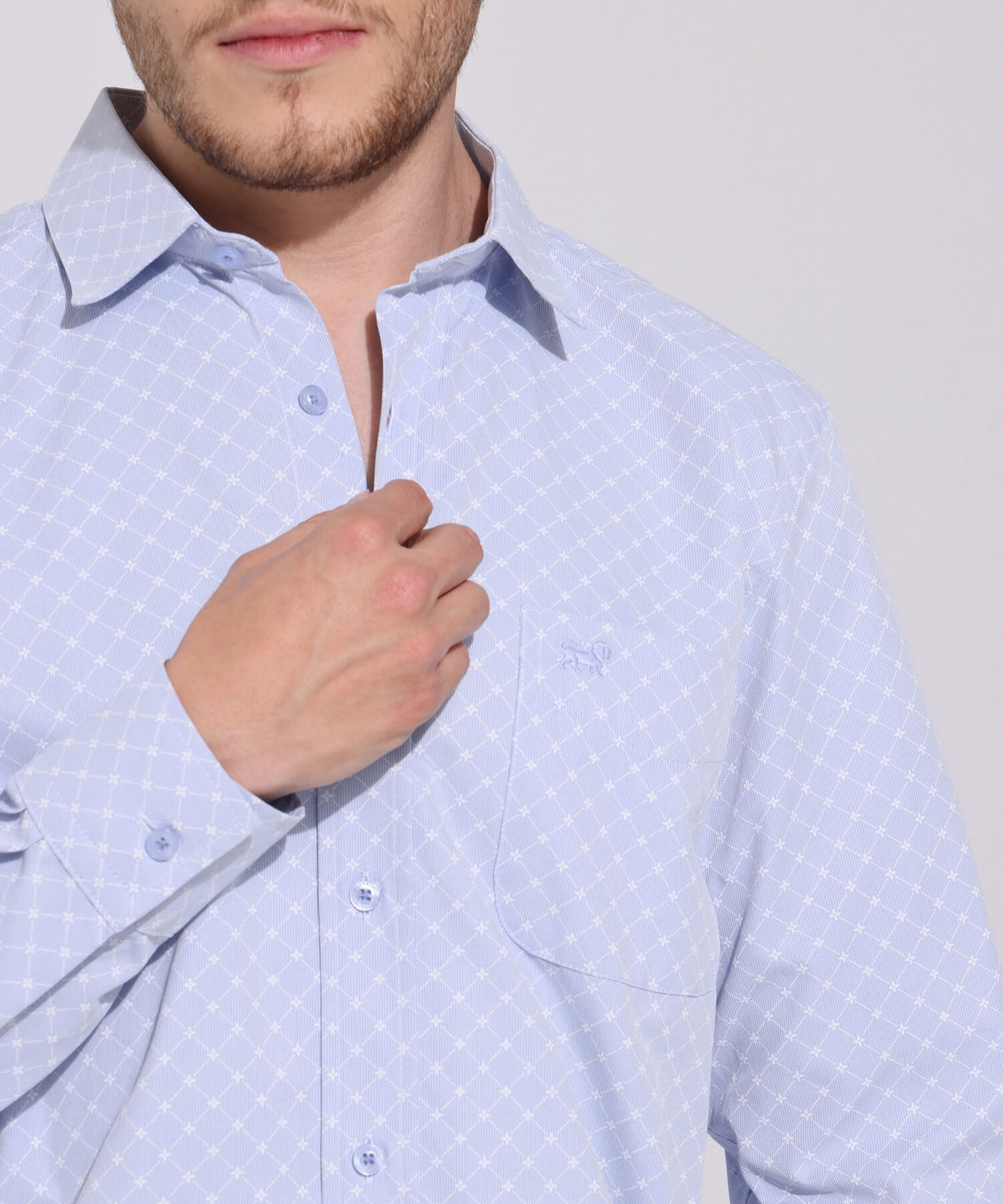 Camisa Estampada Con Textura, Manga Larga, Bolsillo Y Silueta Regular Fit