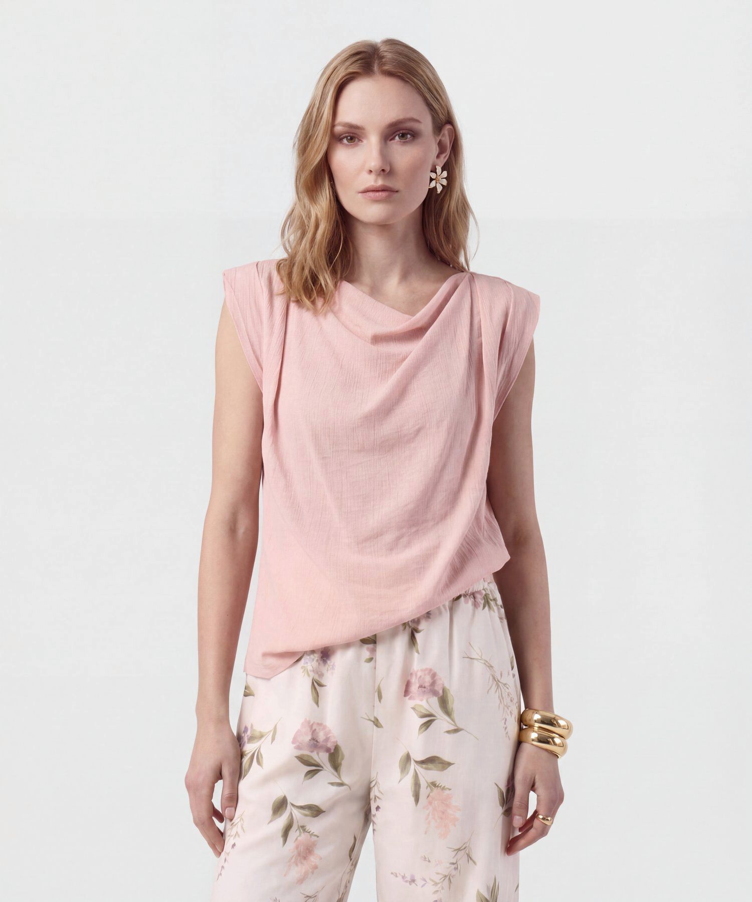 Blusa Con Cuello Redondo Y Hombreras Para Mujer