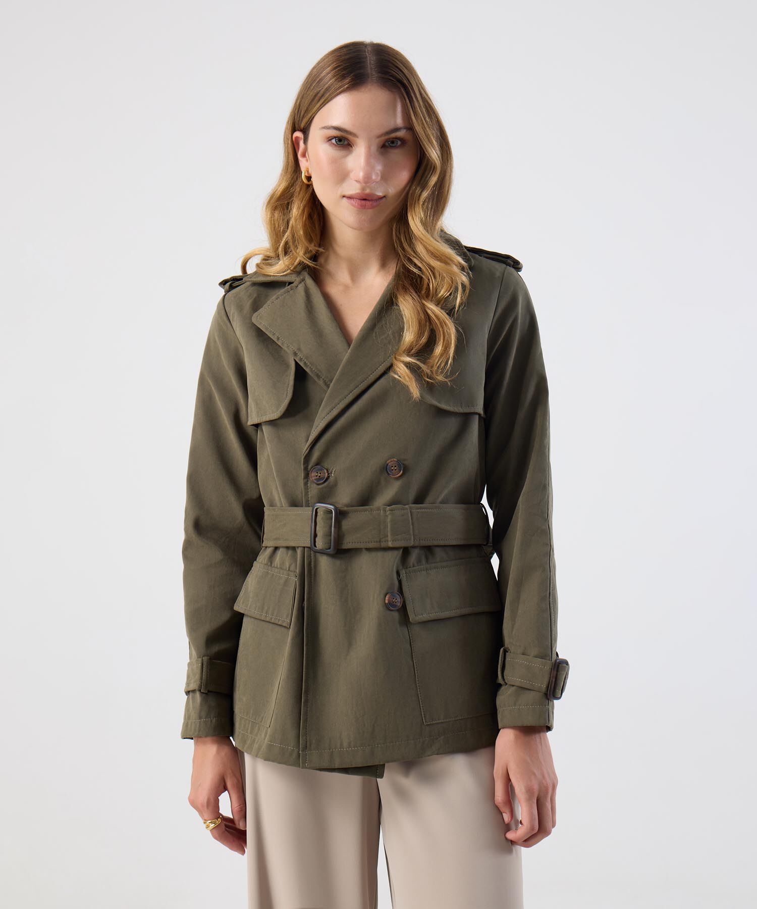 Chaqueta Corta Cl&aacute;sica Estilo Militar Para Mujer