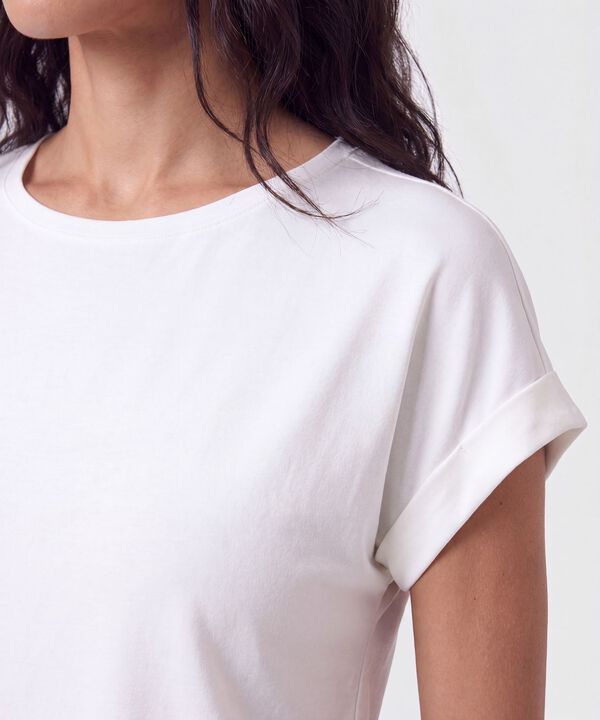 Camiseta B&aacute;sica Con Manga Dobladillo Para Mujer