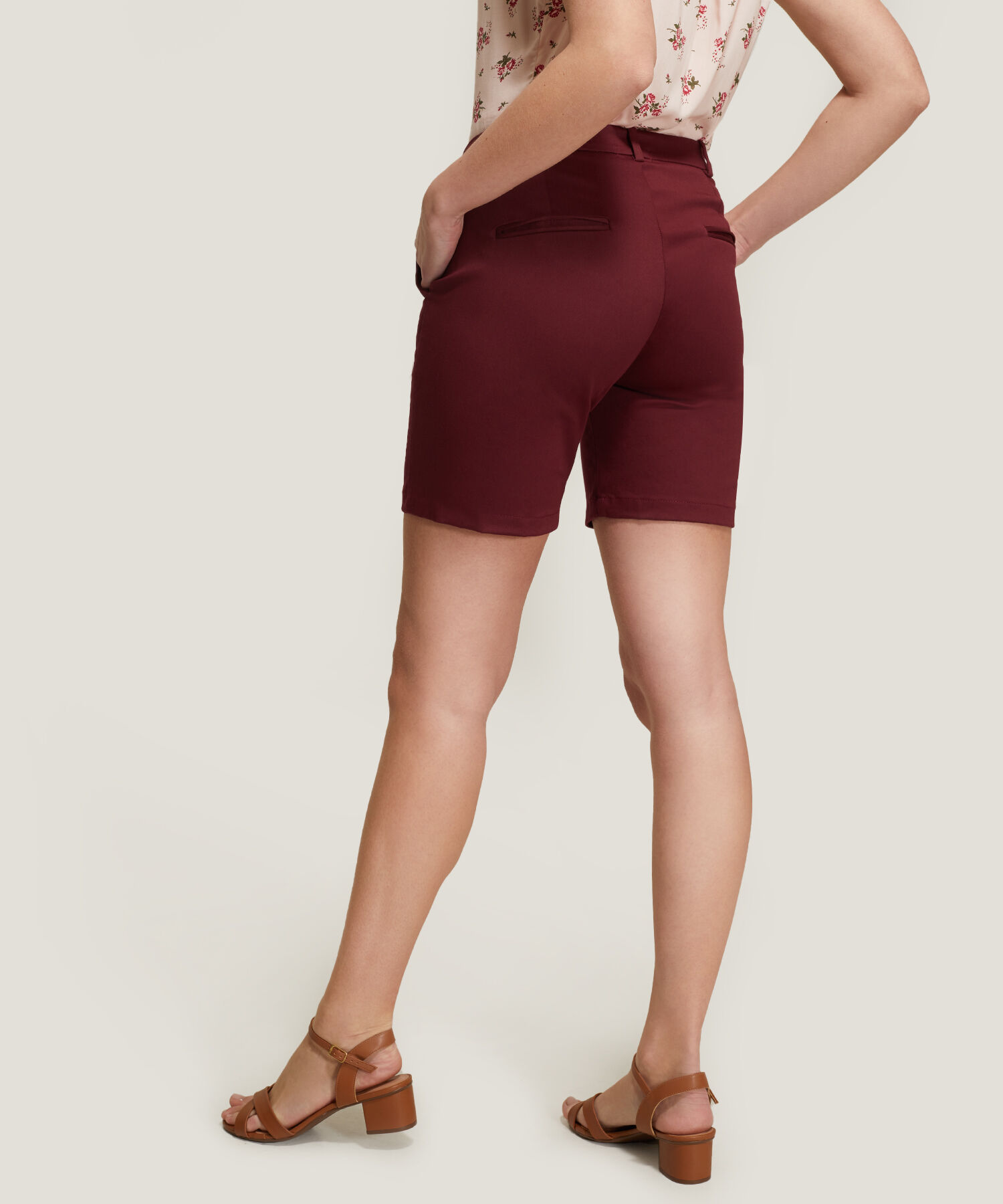 Bermuda Casual con Bolsillos