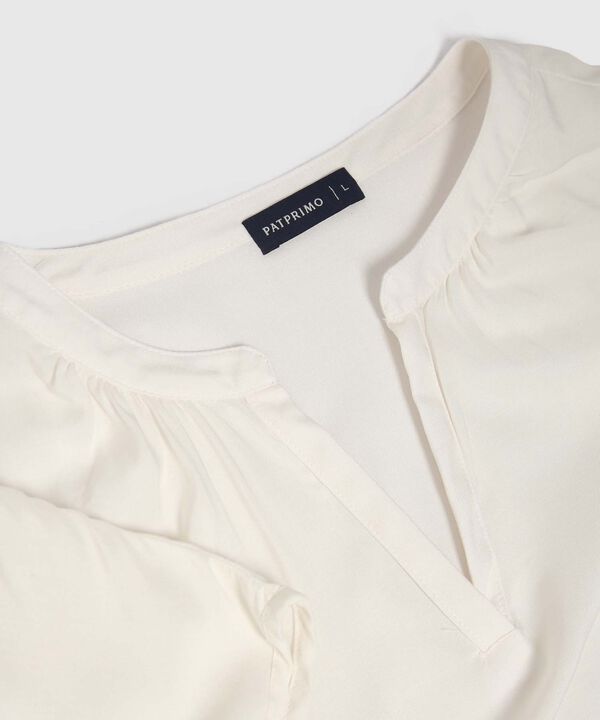 Blusa Cuello Mao image number null
