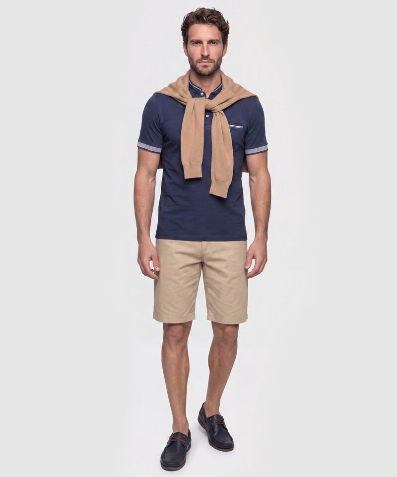 Polo Con Dise&ntilde;o En Contraste 