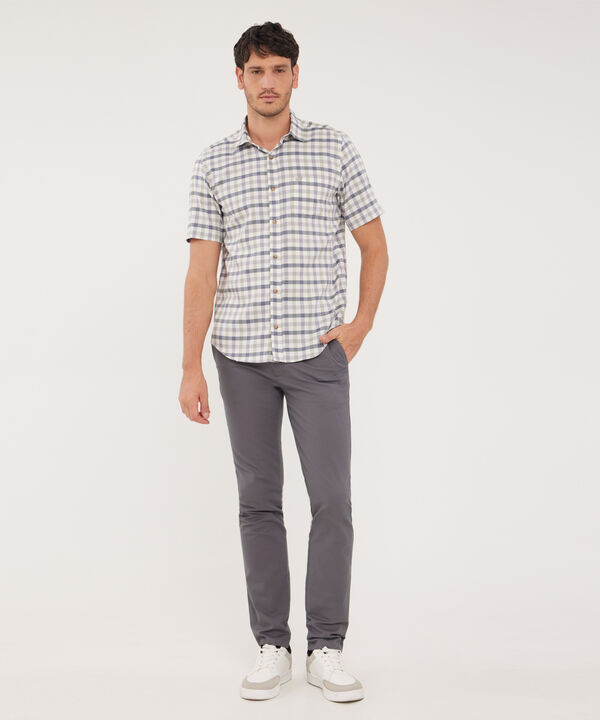 Camisa Manga Corta Con Bolsillo Y Silueta Regular Fit, Magia En El Caribe image number null