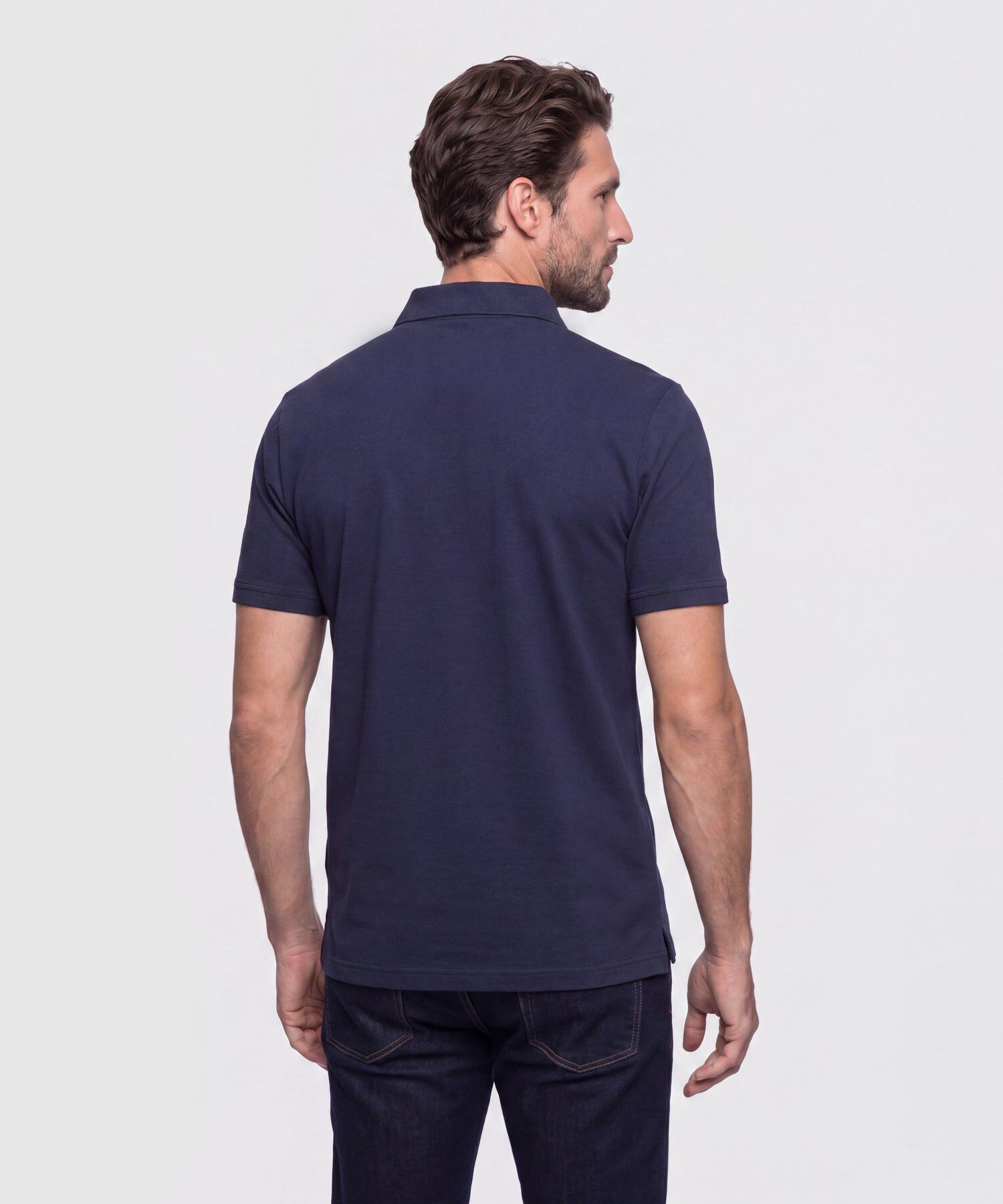 Polo Unicolor, Cuello Duro Con Bolsillo Y Silueta Regular Fit