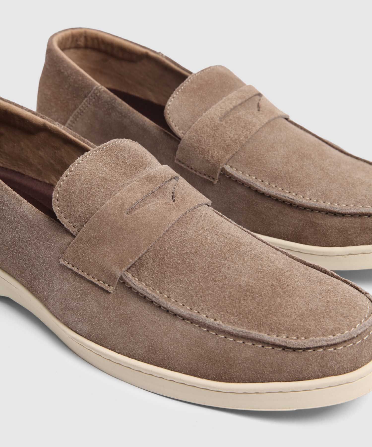 Mocasín de Antelina Elegante con Suela de Contraste Para Hombre