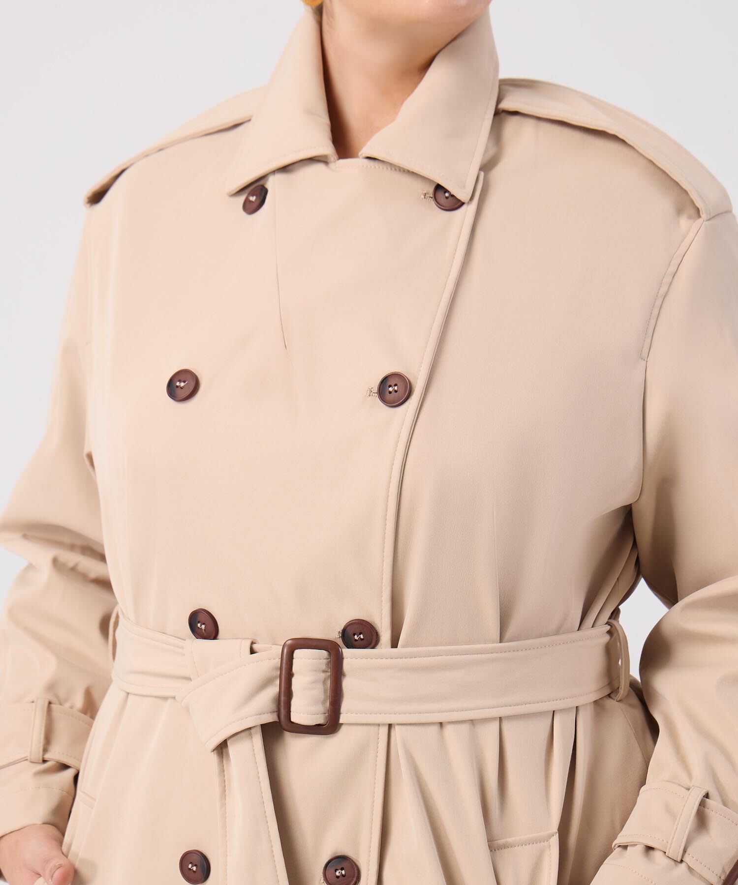 Trench Coat Con Cintur&oacute;n Y Charreteras Para Mujer Curvy