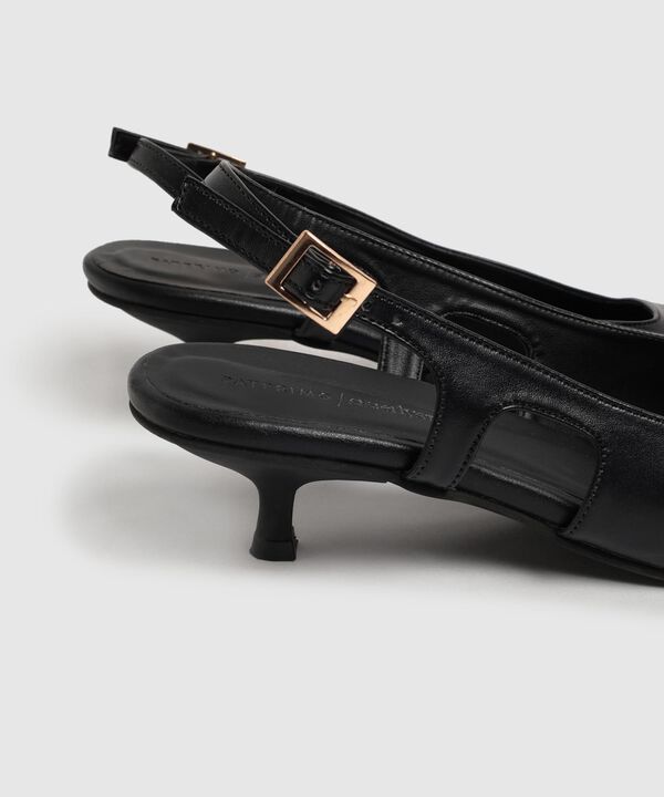 Zapatos Con Detalle En Punta Para Mujer