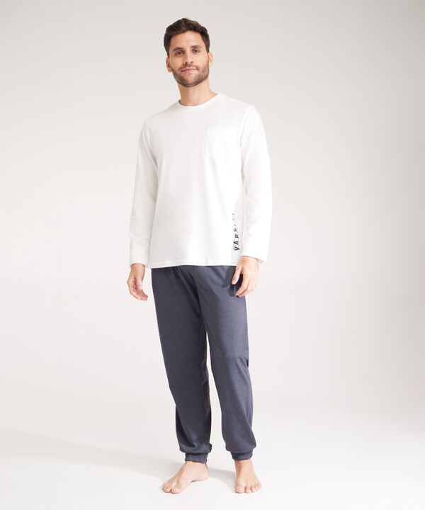 Pijama Unicolor Camiseta Con Screen Manga Larga Y Pantalon Unicolor image number null