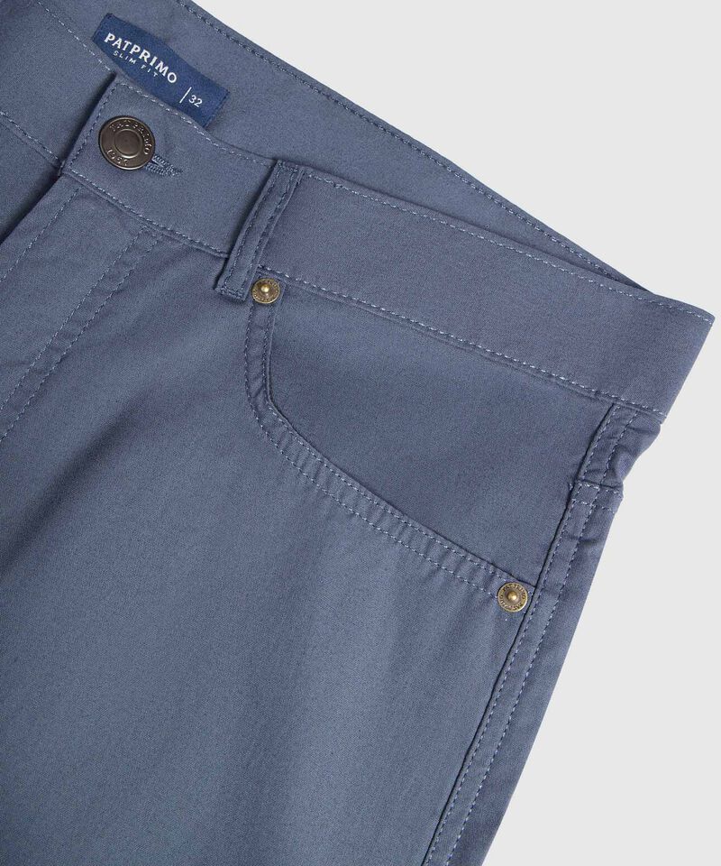 Pantalon Unicolor, 5 Bolsillos, Silueta Regular Fit
