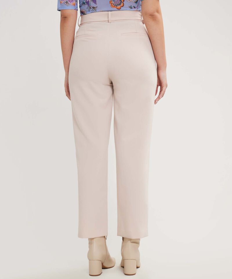 Pantalón Unicolor Con Cinturón