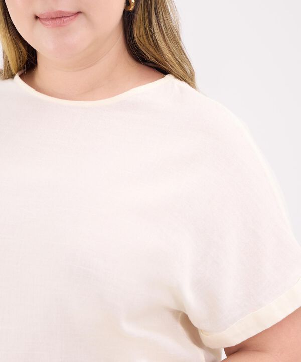 Blusa en Efecto Lino image number null
