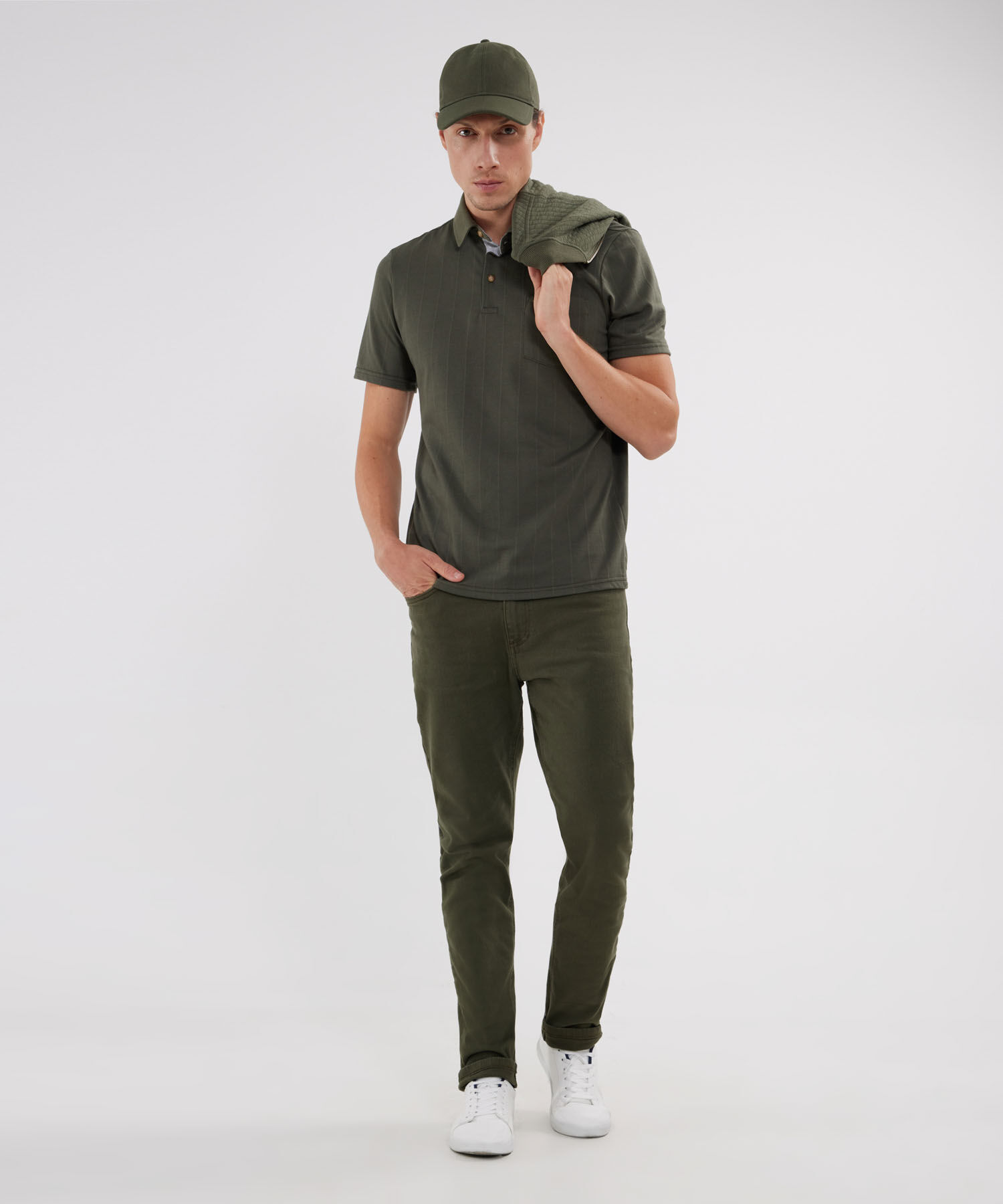 Polo Preteñida Cuello Duro Con Bolsillo