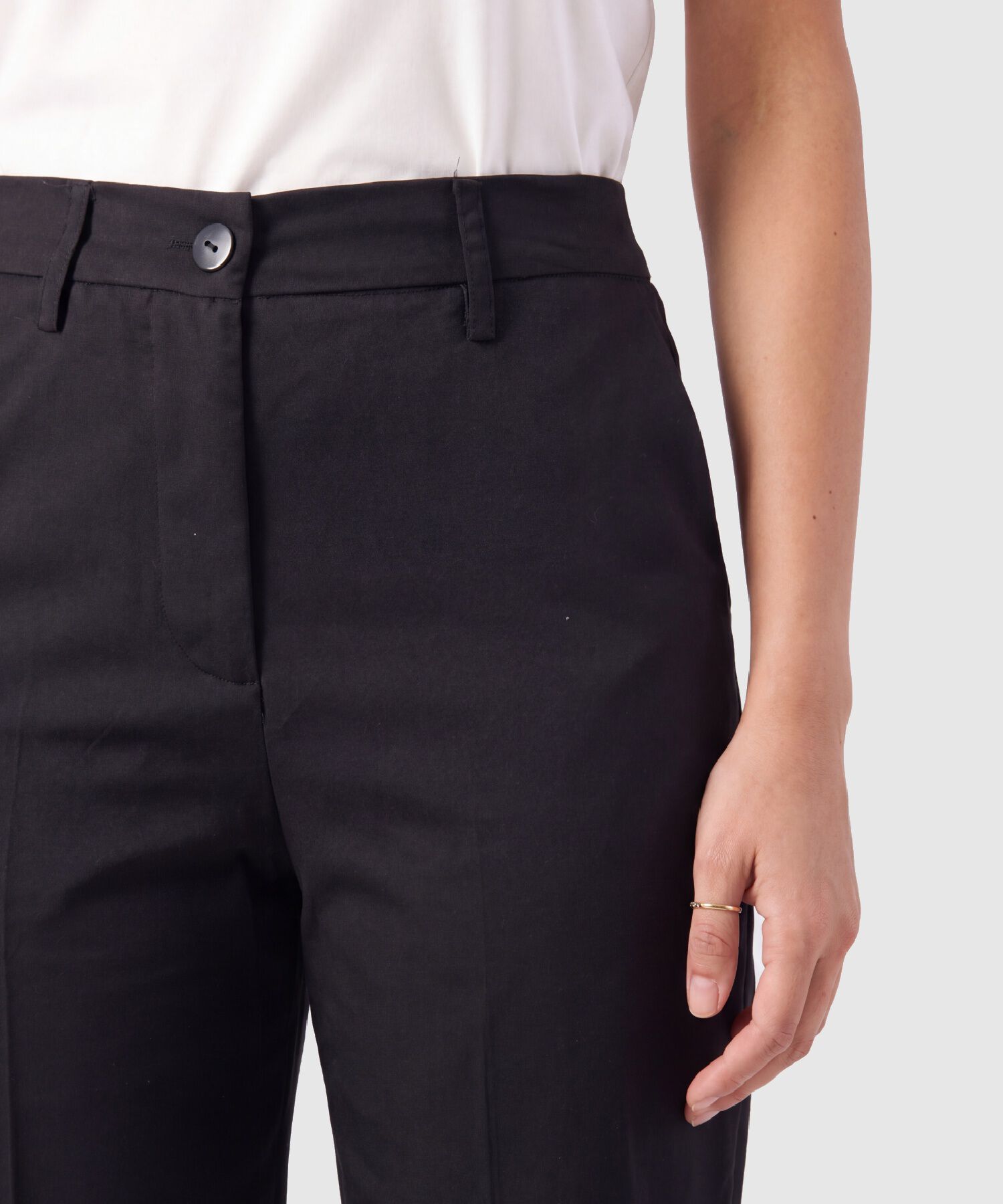 Pantal&oacute;n Bota Ancha Tiro Alto Para Mujer