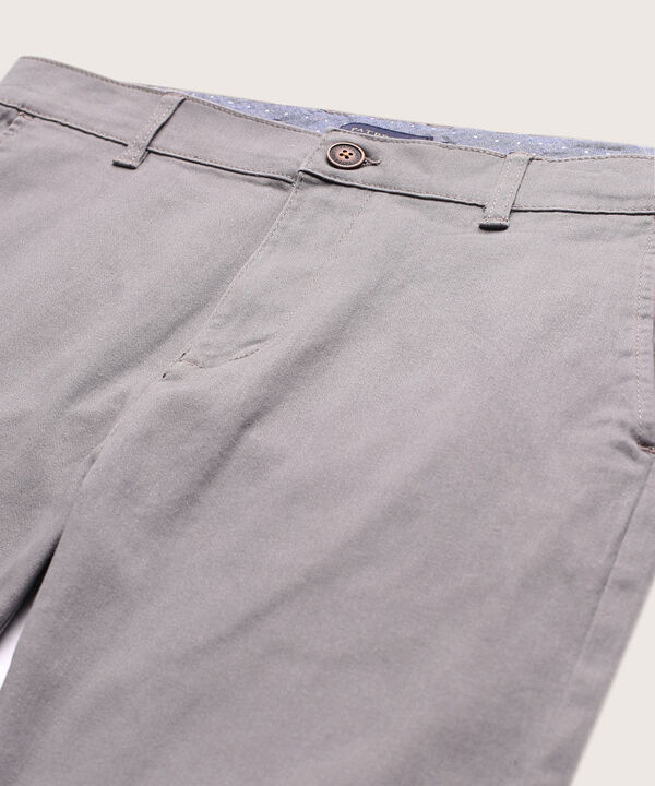 Pantal&oacute;n Chino Slim Fit Unicolor