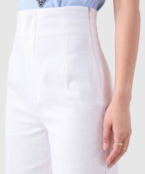 Pantal&oacute;n Tiro Alto Bota Ancha Mujer