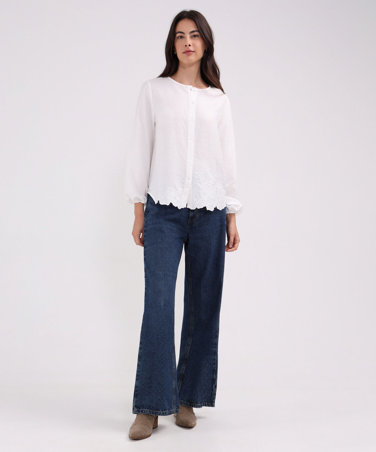 Blusa Con Bordado