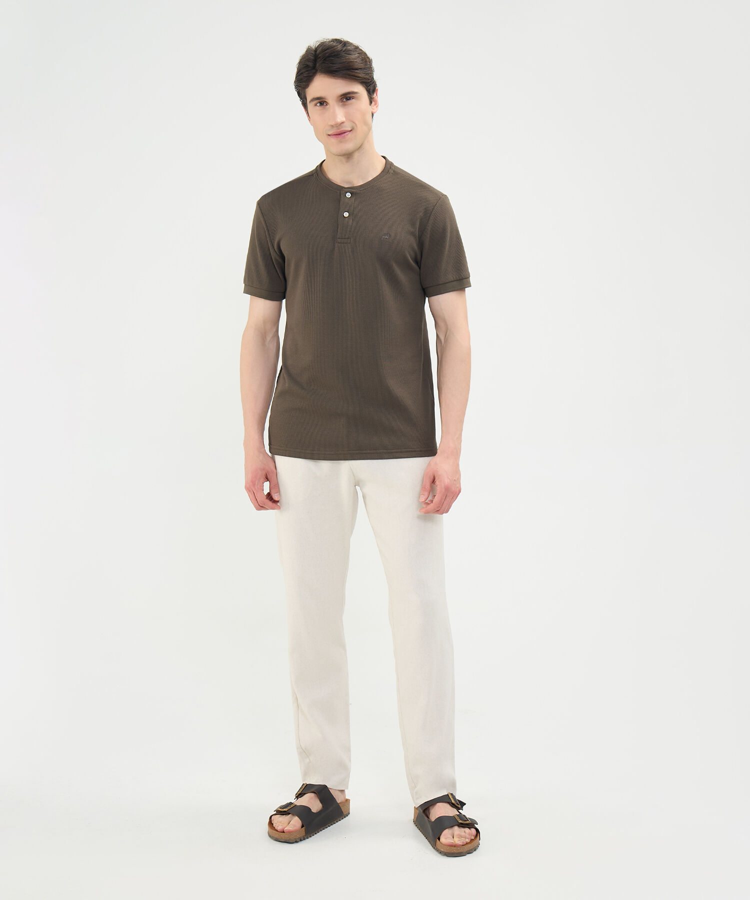 Cuello Camiseta Henley