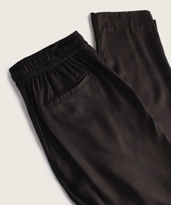 Pantal&oacute;n Jogger Con Punteras