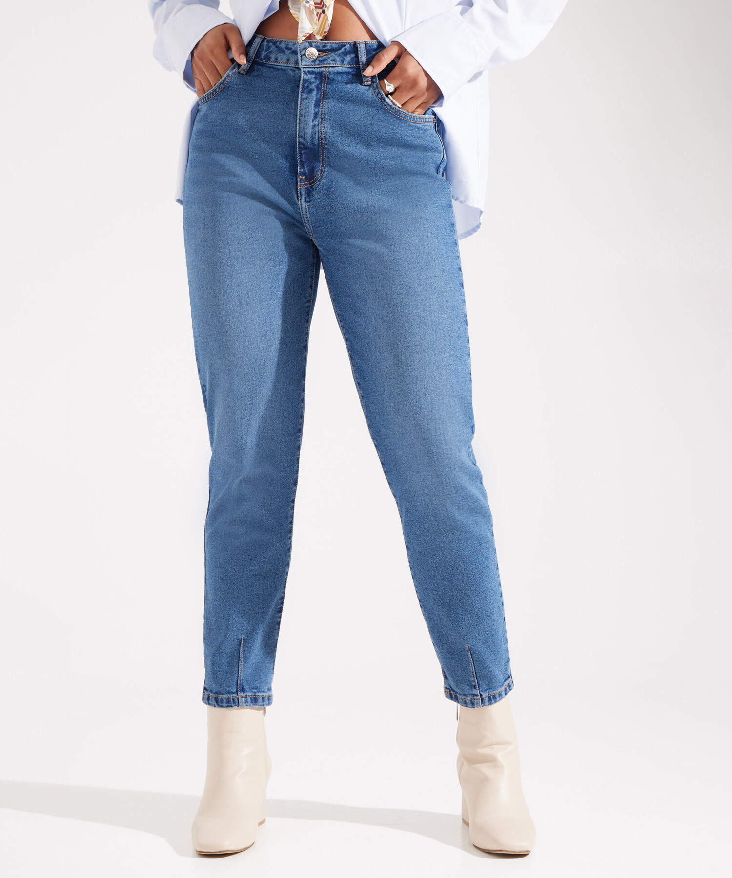 Jean Mom con Desgastes