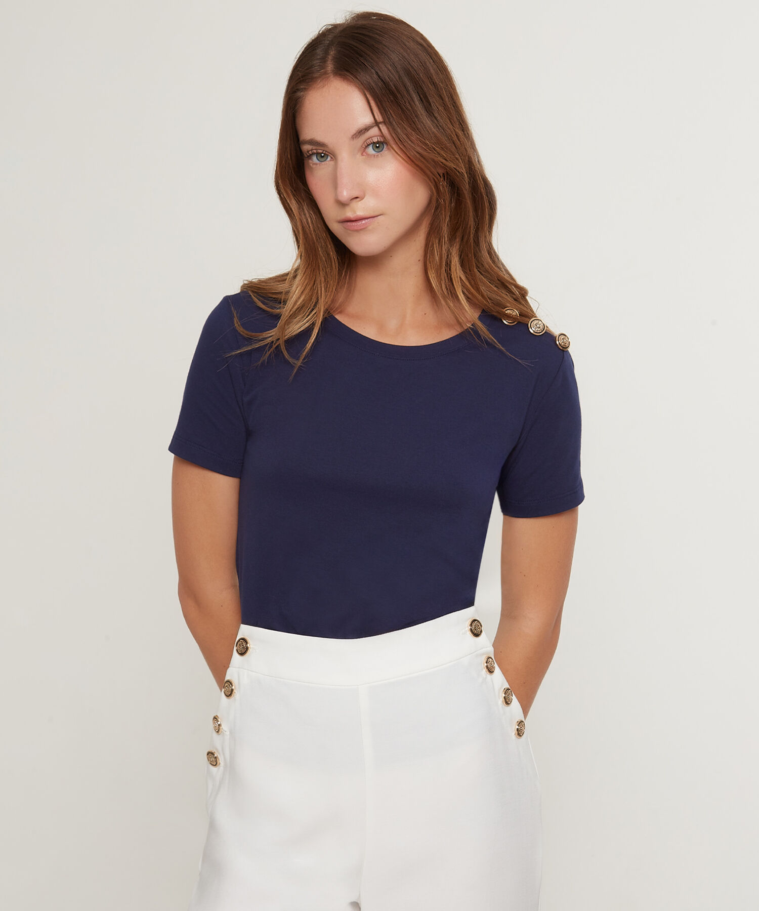 Camiseta Manga Corta Con Botones