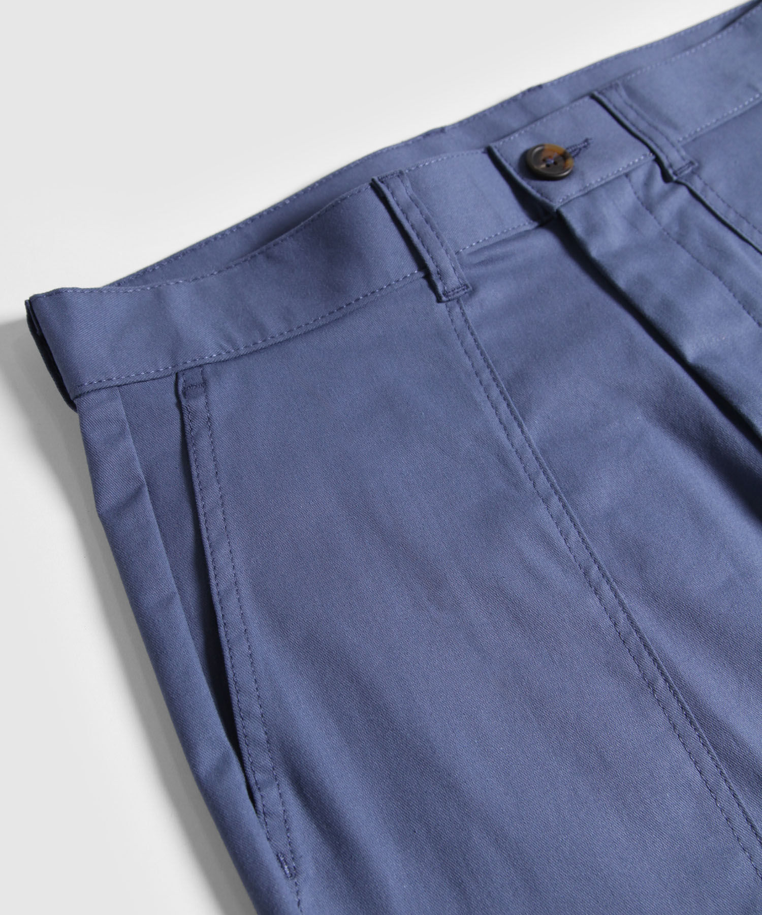 Pantalon Chino con Bolsillos de Parche Compra ahora Patprimo